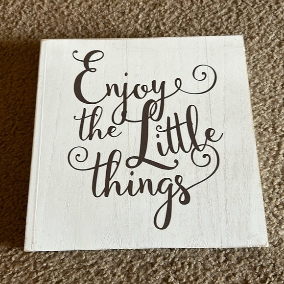 Enjoy the Little Things Sign - Picture 1 of 2